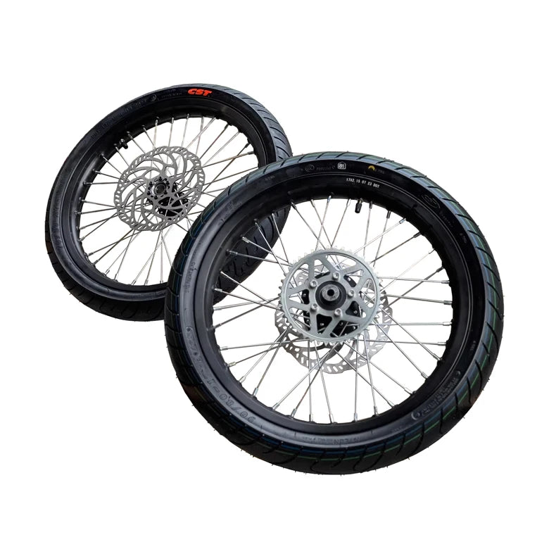 Moto Racing - CST 17" Sumo Wheels