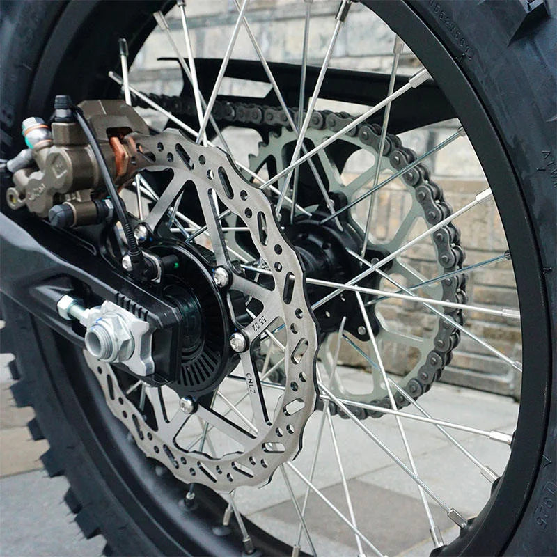 Moto Racing - Ultra Bee